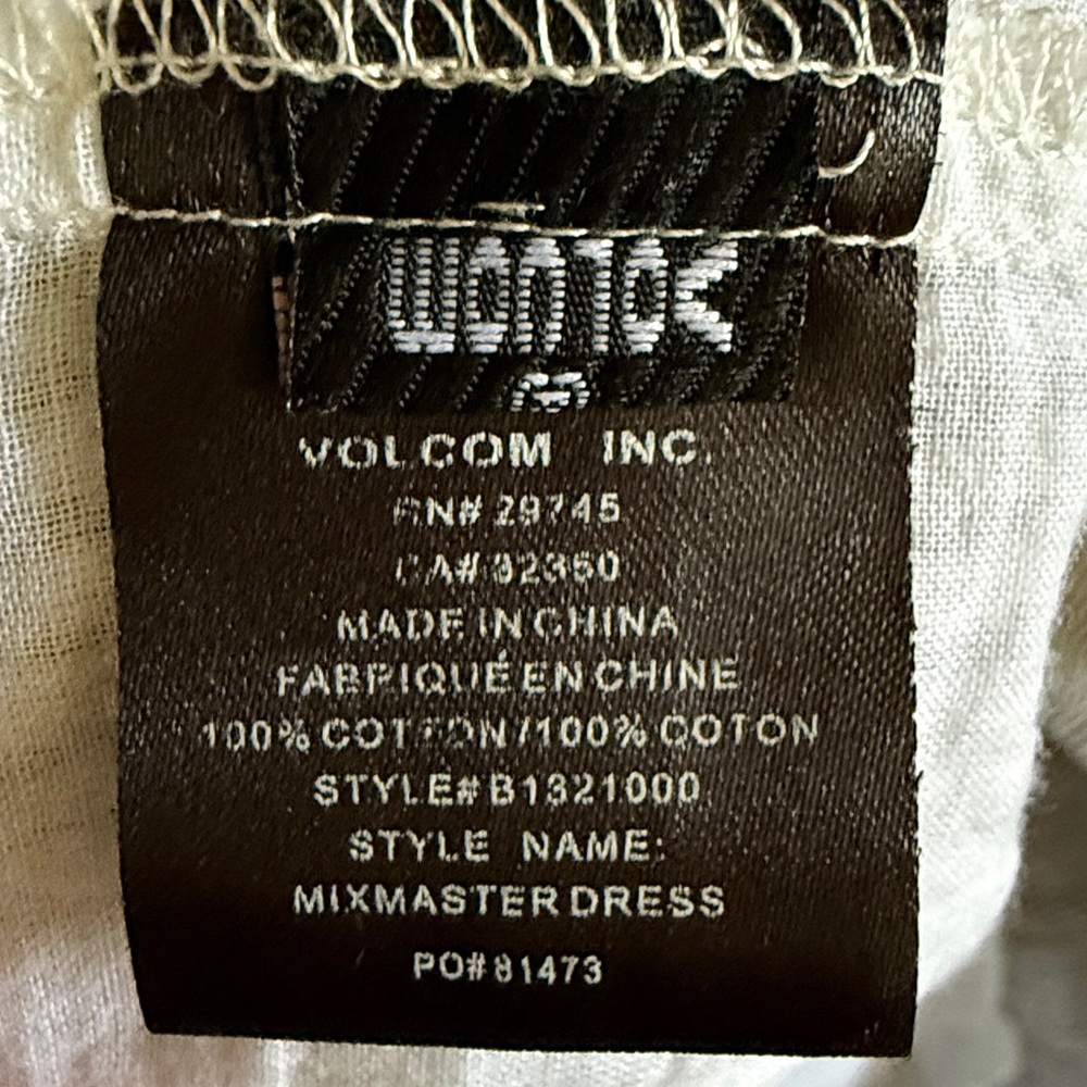 Cute!Striped Gray and White Sundress with Crisscross Straps - Picture 6 of 8